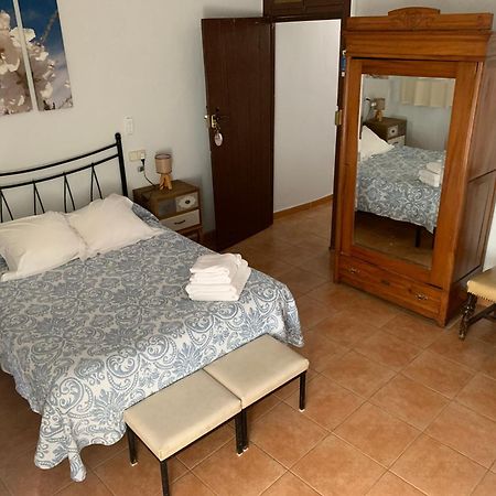 Fonda La Plaza Hotel Valderrobres Exterior photo